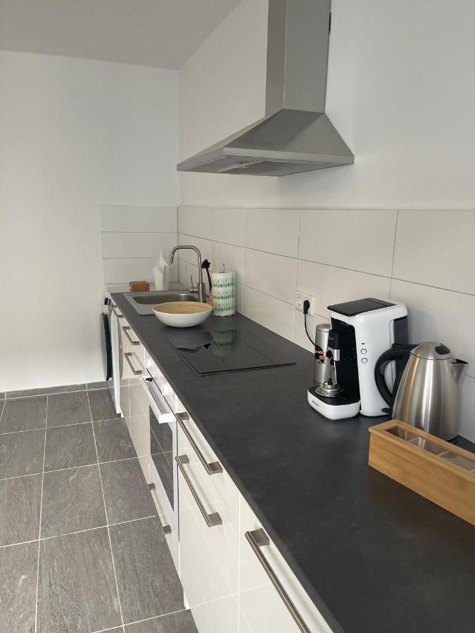 Ferienwohnung Modern * Zentral * Netflix * Arbeitsplatz Wuppertal Exterior foto